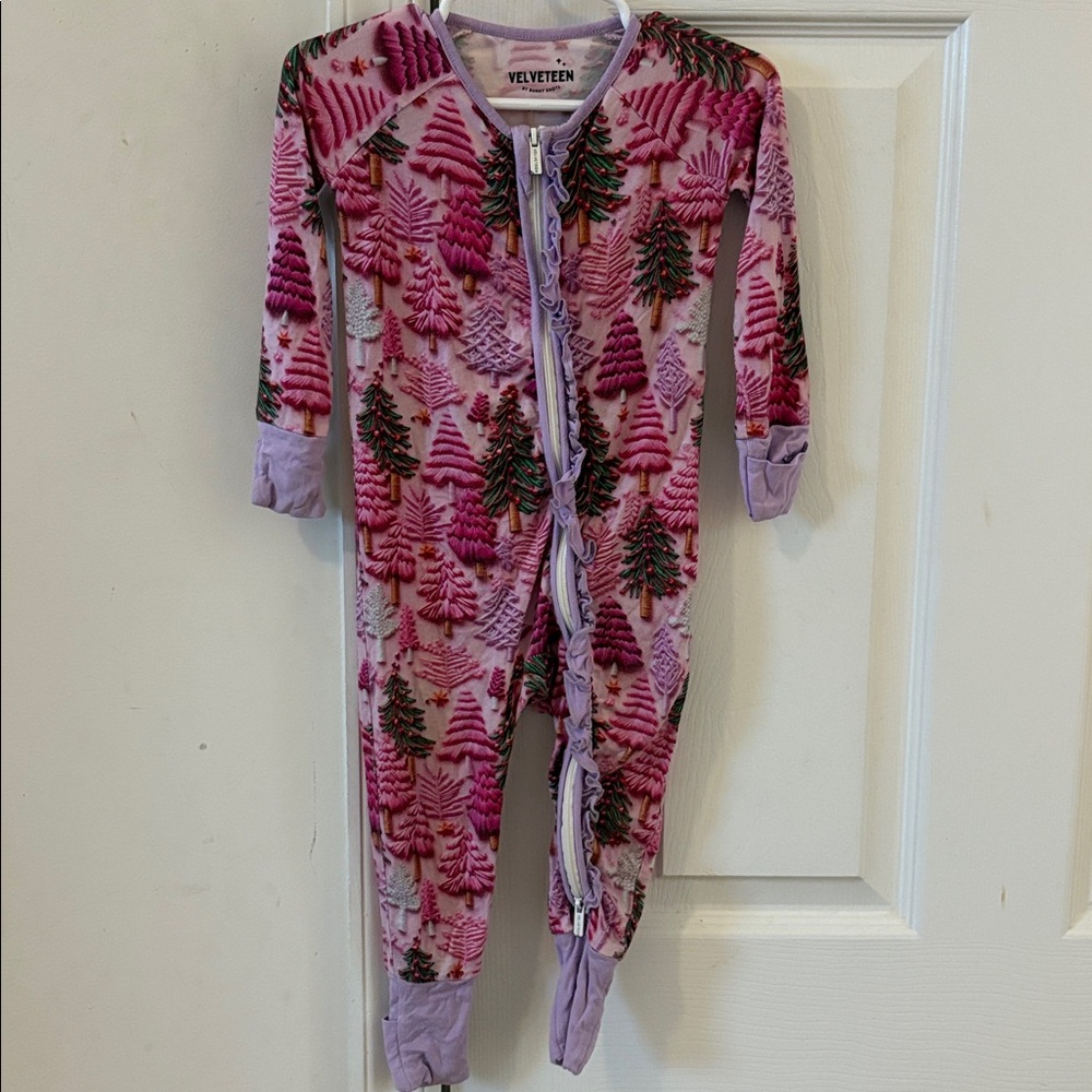 Velveteen Bunny Knots Christmas Bamboo Sleeper